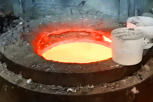 Gravity casting metal parts production